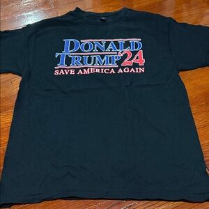 Donald Trump '24 Black Graphic T-Shirt - Save America Again